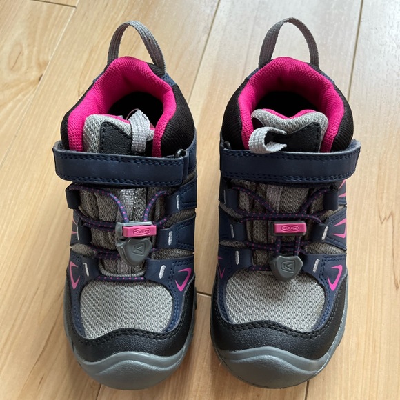 New Keen knotch peak girl size 11 shoes - Picture 3 of 12